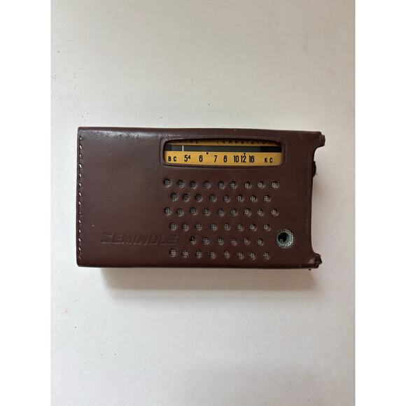 Vintage Seminole 900 Transistor Radio FOR PARTS w Broken Case Blue - Picture 9 of 10